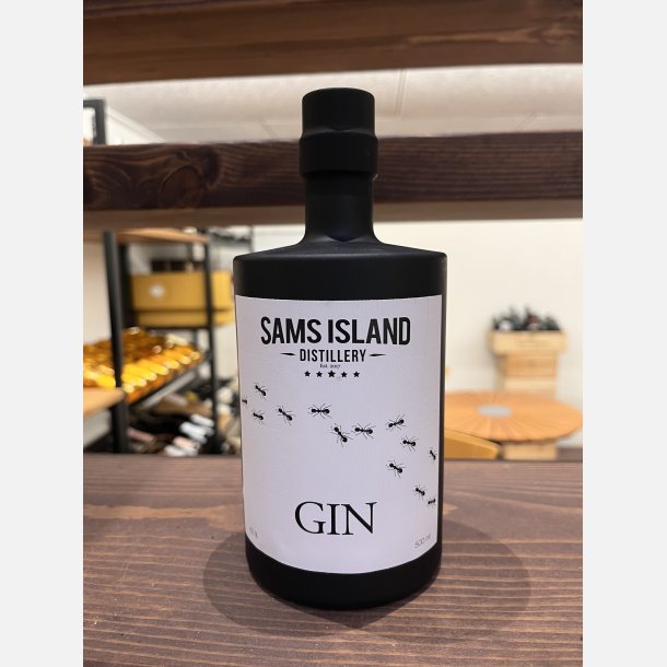 Sams Island Myre Gin